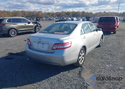 2011 Toyota Camry Le z USA, uszkodzony, nr VIN 4T1BF3EK2BU123082